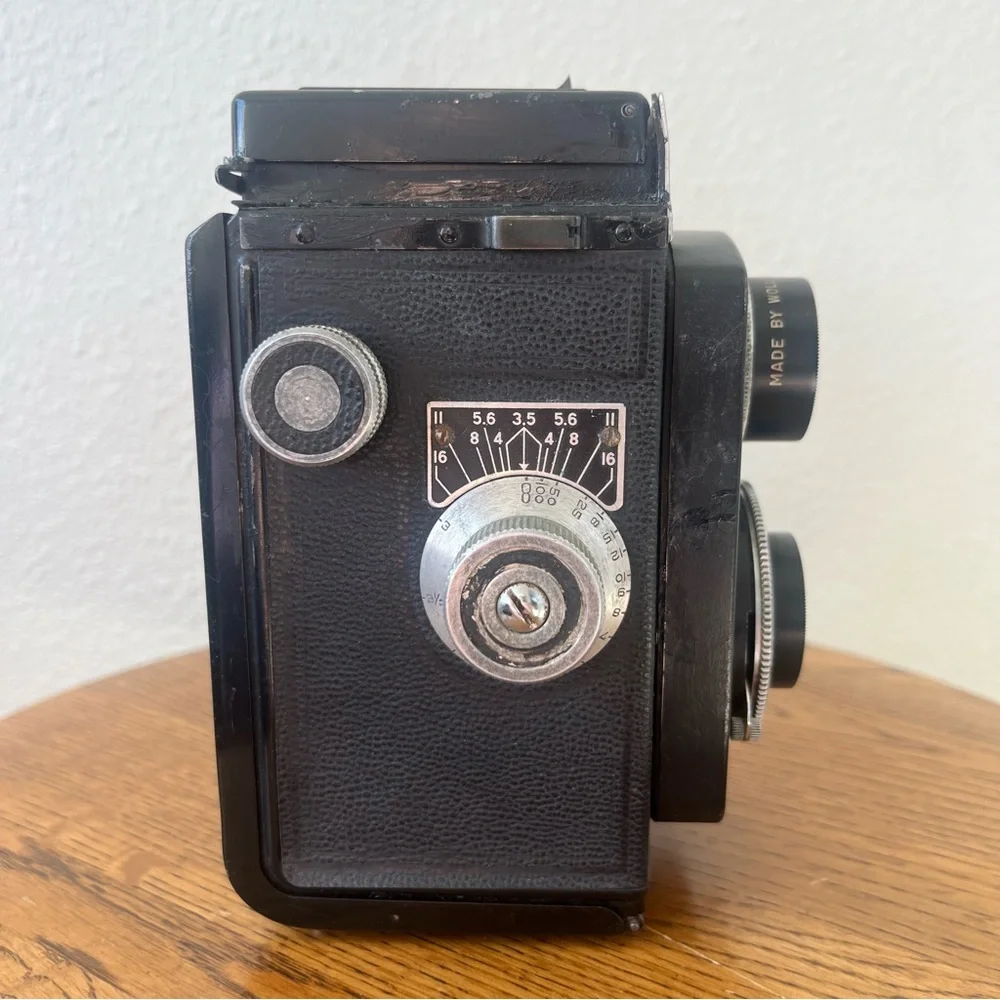Ciro-Flex Rapax Model E(?) by Wollensak